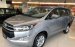 Bán ô tô Toyota Innova 2017, màu bạc