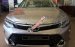 Bán xe Toyota Camry sản xuất 2017, màu nâu vàng, giá cạnh tranh