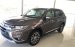 Bán ô tô Mitsubishi Outlander đời 2017, màu nâu, nhập khẩu, giá tốt nhất khu vực, tư vấn 24/7, giao xe tại Huế