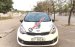 Cần bán Kia Rio sản xuất 2015, hai màu, giá tốt