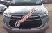 Bán xe Toyota Innova 2.0E đời 2017, màu bạc