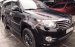 Bán ô tô Toyota Fortuner 2.7V 4x2 AT đời 2015, màu đen như mới, 830tr