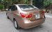 Cần bán xe Hyundai Elantra đời 2011, màu vàng xe gia đình