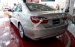 Bán Toyota Camry 2.0E đời 2017, màu bạc