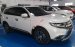 Bán Mitsubishi Outlander đời 2018, màu trắng, mới 100%, lợi xăng 7L/100km. Tư vấn 24/7, giao xe tận nơi