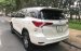 Bán ô tô Toyota Fortuner sản xuất 2017, màu trắng, nhập khẩu, xe gia đình