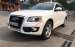 Cần bán gấp Audi Q5 3.2 đời 2010, màu trắng, nhập khẩu nguyên chiếc chính chủ