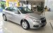 Chevrolet Cruze LT 1.6L màu bạc 5 chỗ, bảo hành 3 năm, giao xe tận nơi - LH: 0945.307.489