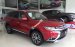 Cần bán xe Mitsubishi Outlander đời 2018, tiết kiệm xăng 7L/100km, cho vay đến 90%, LH: 0905910199