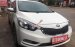 Cần bán xe Kia K3 1.6 MT năm 2015, màu trắng số sàn