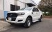 Bán gấp Ford Ranger đời 2017, màu trắng, nhập khẩu nguyên chiếc, số sàn, 550 triệu