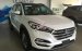 Bán Hyundai Tucson 2.0 đời 2018 mới 100%, máy xăng đặc biệt, màu trắng - Góp 85% - Hyundai Đắk Lắk