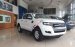 Cần bán Ford Ranger XLS 2.2 4x2 AT tại Phú Thọ, màu trắng, nhập khẩu, giá bán thương lượng