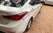 Bán xe Hyundai Elantra MT đời 2015, màu trắng, xe nhập, giá tốt