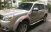 Bán gấp Ford Everest đời 2015 số sàn, giá chỉ 672 triệu