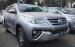 Cần bán xe Toyota Fortuner đời 2017, màu bạc, nhập khẩu nguyên chiếc, giá tốt