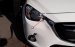 Bán ô tô Mazda 2 1.5 AT đời 2015, màu trắng chính chủ, giá tốt