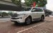 Cần bán Toyota Land Cruiser V8.4.6 bản VXR sản xuất 2018, màu trắng, nhập khẩu nguyên chiếc