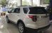 Bán Ford Explorer Limited 2.3 2017 màu trắng, tặng bộ phụ kiện