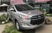 Bán Toyota Innova đời 2017, màu bạc