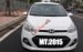 Cần bán gấp Hyundai Grand i10 2015, màu trắng, xe nhập số sàn