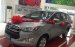 Bán Toyota Innova 2.0E, màu bạc, cam kết giá tốt nhất - LH: 0902485139