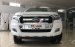 Bán ô tô Ford Ranger XLT 4x4 MT sản xuất 2017, màu trắng, giao xe ngay hỗ trợ trả góp tại Nghệ An