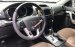 Cần bán lại xe Kia Sorento năm 2010 màu bạc, giá chỉ 650 triệu