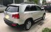 Cần bán lại xe Kia Sorento năm 2010 màu bạc, giá chỉ 650 triệu