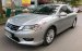 Cần bán gấp Honda Accord 2.4 AT đời 2014, màu bạc, xe nhập chính chủ