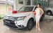 Bán Mitsubishi Outlander 2017 2.0 7 chỗ, liên hệ 0911.82.15.19 để được tư vấn