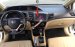 Cần bán gấp Honda Civic 1.8 AT 2015, màu trắng chính chủ