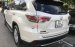 Cần bán Toyota Highlander LE sản xuất năm 2014, màu trắng, nhập khẩu