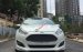Bán Ford Fiesta đời 2016 màu trắng, giá chỉ 489 triệu