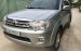 Bán ô tô Toyota Fortuner V 4x2AT năm 2010, màu bạc còn mới giá cạnh tranh