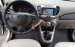 Cần bán Hyundai i10 1.1MT đời 2012, màu bạc, nhập khẩu chính chủ