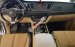 Cần bán xe Kia Sedona GATH 3.3 đời 2016, màu bạc, giá 995tr