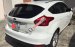 Cần bán lại xe Ford Focus Trend năm sản xuất 2017, màu trắng đã đi 12500km, 580tr