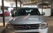 Bán Ford Everest Limited 2.5MT, máy dầu, 2014, màu bạc, đi gần 69000km