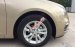 Bán nhanh Chevrolet Cruze 2015 màu vàng cát. Xe số sàn