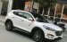 Bán xe Hyundai Tucson 2.0AT 2016, màu trắng, nhập khẩu