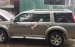 Cần bán xe Ford Everest 2.5 MT đời 2011, màu xám xe gia đình