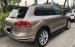 Bán xe Volkswagen Touareg xe mới 98% - Xe đăng ký 2018 - Bảo hành 1,5 năm
