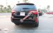 Cần bán lại xe Kia Sorento 2.4AT năm sản xuất 2016, màu đen, giá 795tr