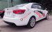 Bán xe Kia Forte đời 2011 số sàn, hồ sơ cầm tay vào tên trong ngày