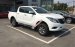 Mazda Gia Lai bán xe BT-50 2.2 MT, màu trắng, xe có sẵn giao ngay