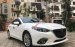 Cần bán Mazda 3 1.5 sản xuất năm 2015, màu trắng, giá 596tr