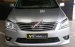 Cần bán Toyota Innova E 2.0MT đời 2013, màu bạc