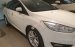 Bán Ford Focus Trend đời 2018, màu trắng, giá tốt