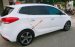 Bán xe Kia Rondo GAT năm sản xuất 2015, màu trắng, giá 525tr